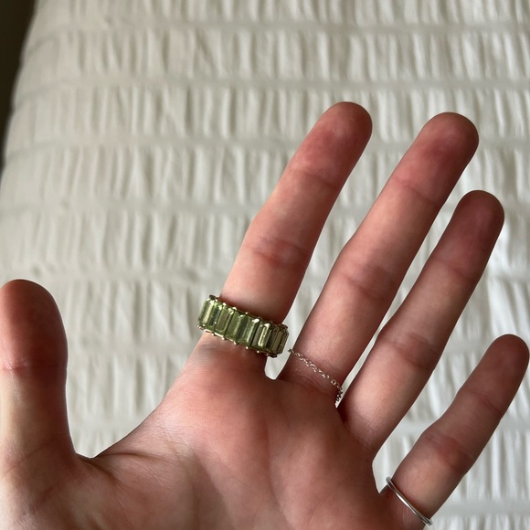 BaubleBar eternity band with green stones, size 6 - Picture 2 of 2